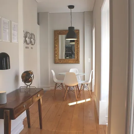 Apartman Baixa Charming Apt. | Cascao 18